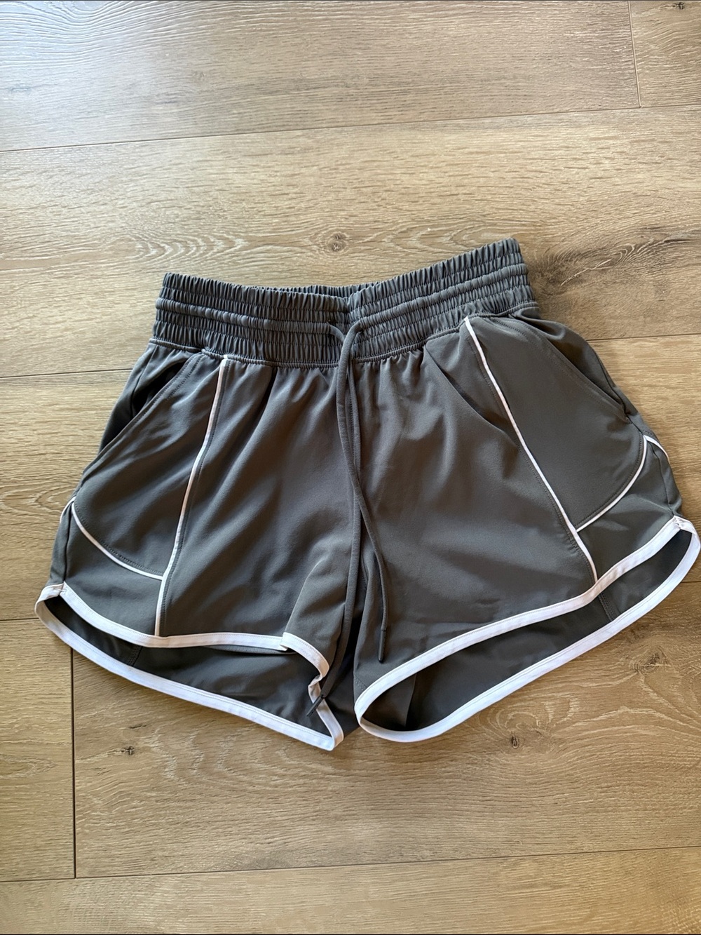 YPB Abercrombie & Fitch MotionTEK lined hybrid athletic shorts
